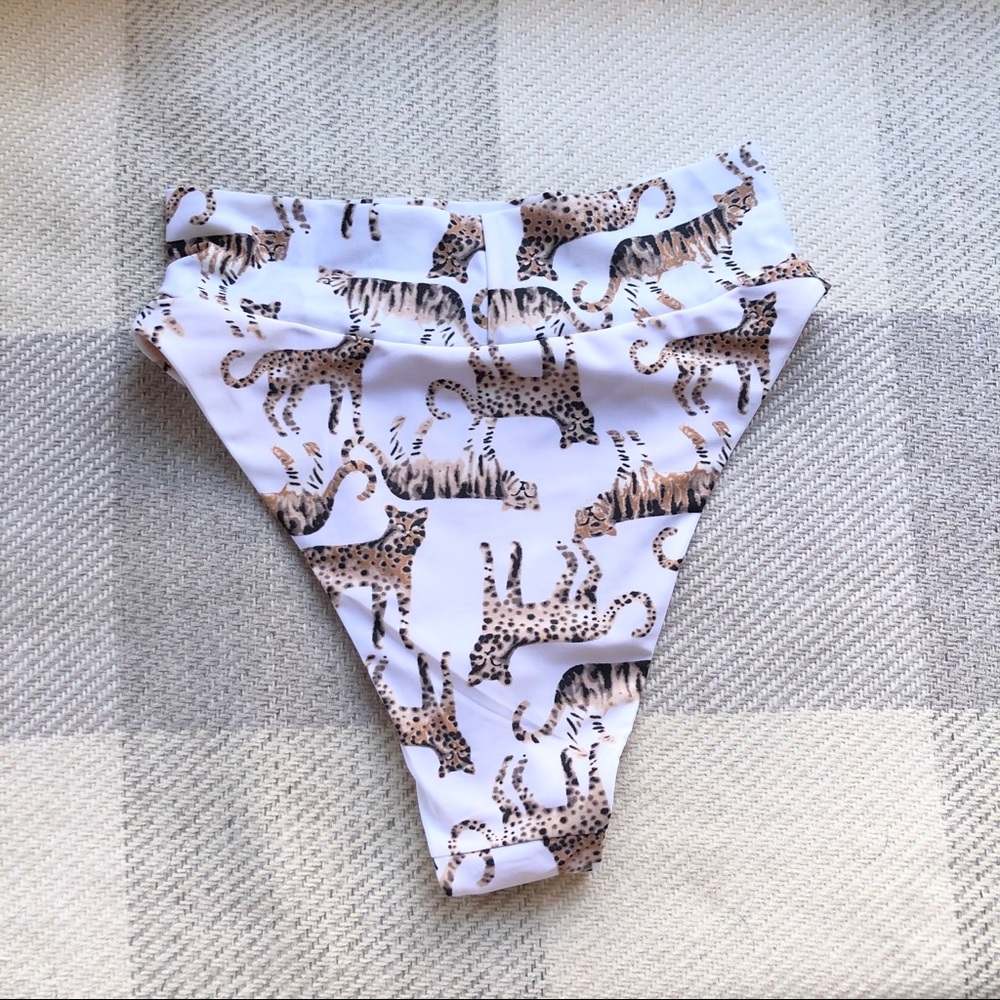 High waisted white vintage tiger print cheeky - Picture 4 of 6